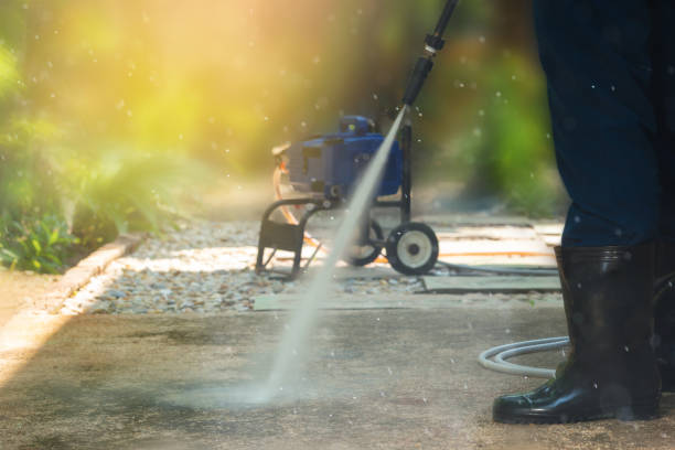 Best Pool Deck Cleaning in Racine, WI